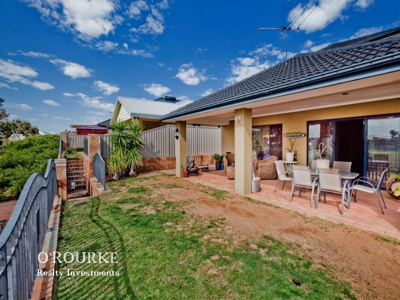 3 Roxton Way, Darch WA 6065
