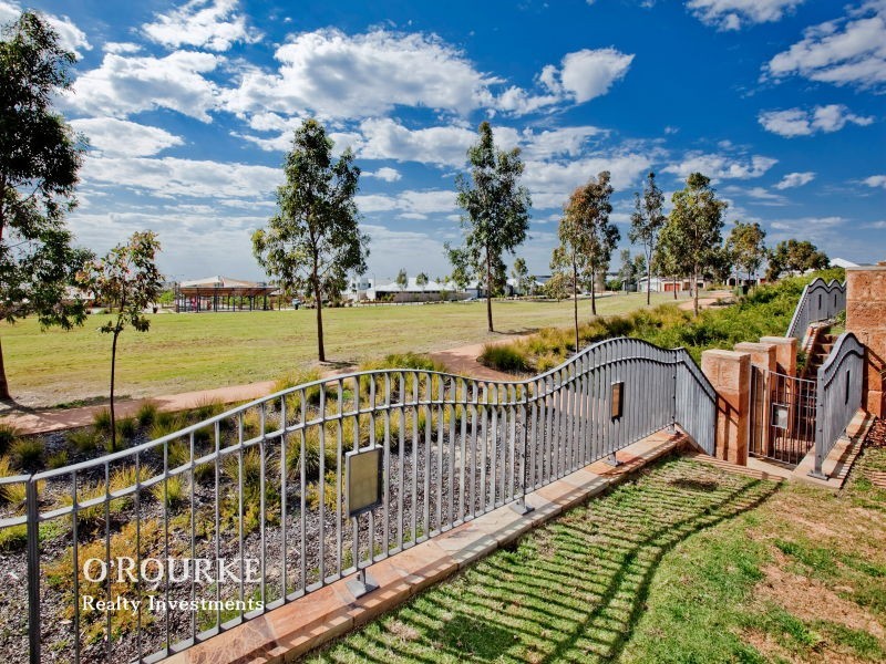 3 Roxton Way, Darch WA 6065