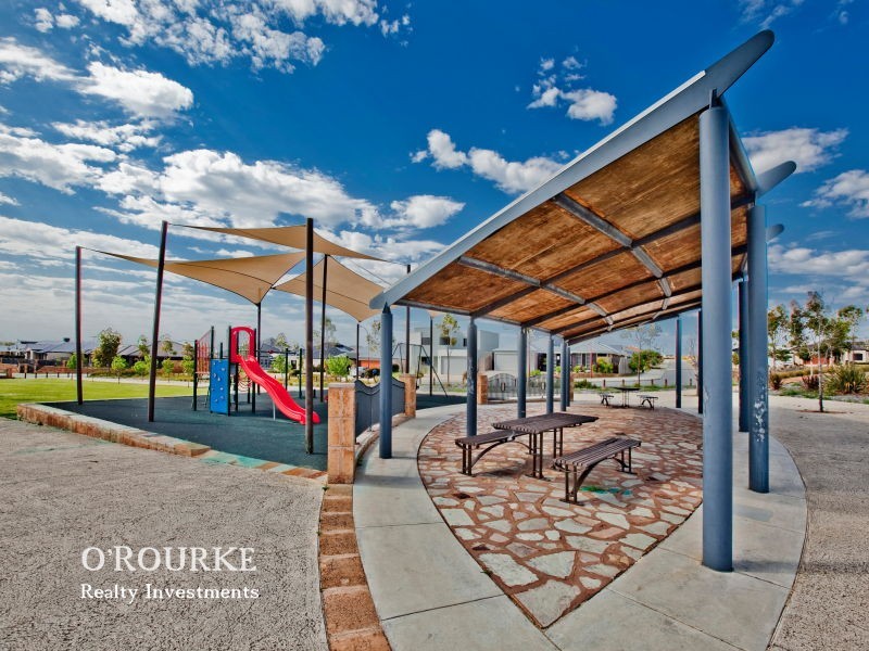 3 Roxton Way, Darch WA 6065