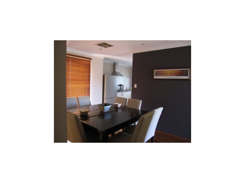 5/127 Grand Prom, Doubleview WA 6018