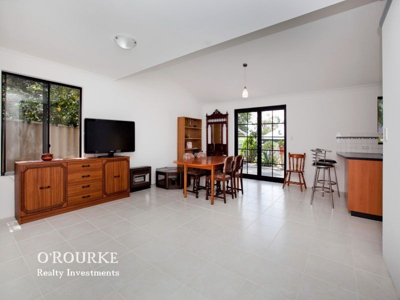 205B Woodside Street, Doubleview WA 6018