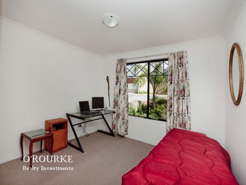 205B Woodside Street, Doubleview WA 6018