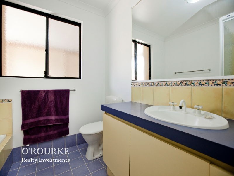 205B Woodside Street, Doubleview WA 6018