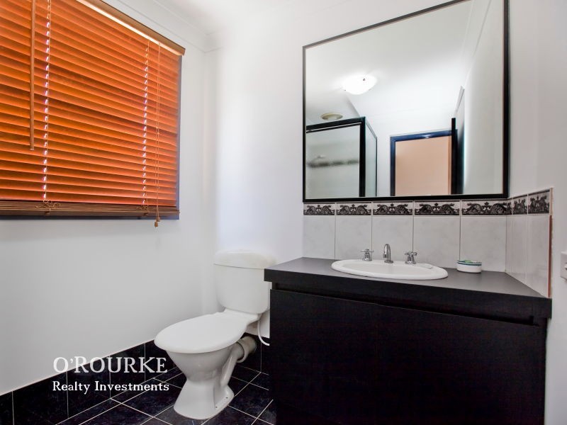 205B Woodside Street, Doubleview WA 6018