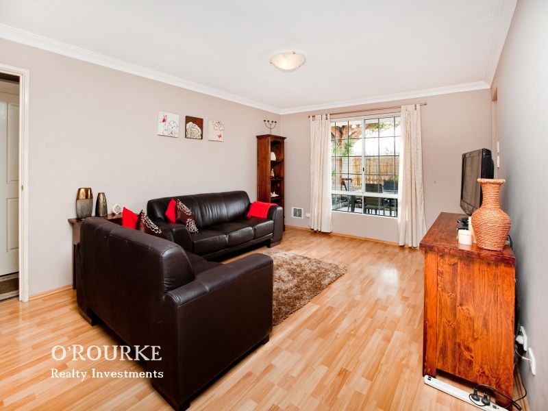 1/8 Vermont Street, Nollamara WA 6061