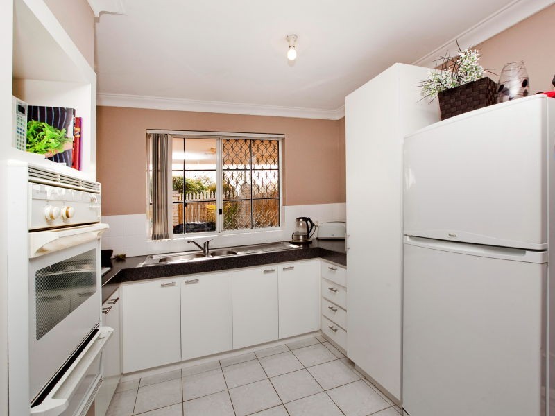 1/8 Vermont Street, Nollamara WA 6061