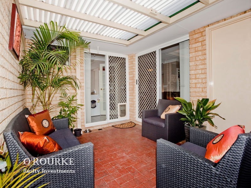 1/8 Vermont Street, Nollamara WA 6061