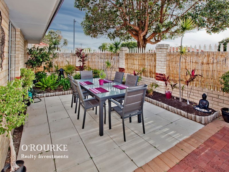 1/8 Vermont Street, Nollamara WA 6061