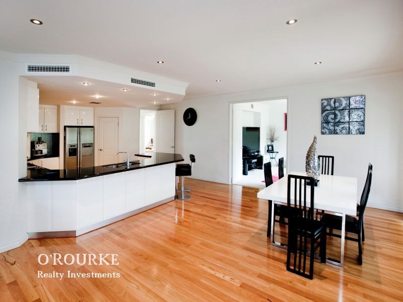 2 Avalon Rise, Carine WA 6020