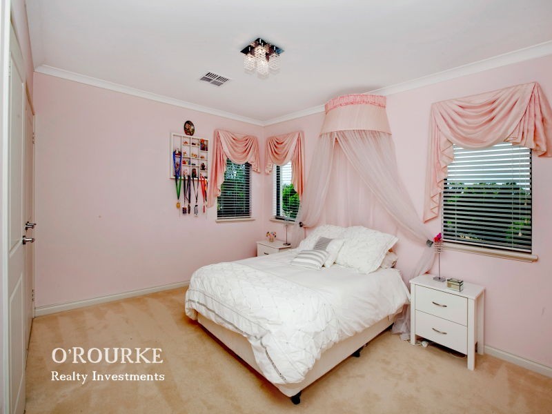 2 Avalon Rise, Carine WA 6020