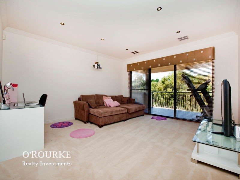 2 Avalon Rise, Carine WA 6020