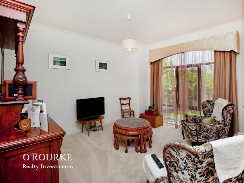 2 Avalon Rise, Carine WA 6020