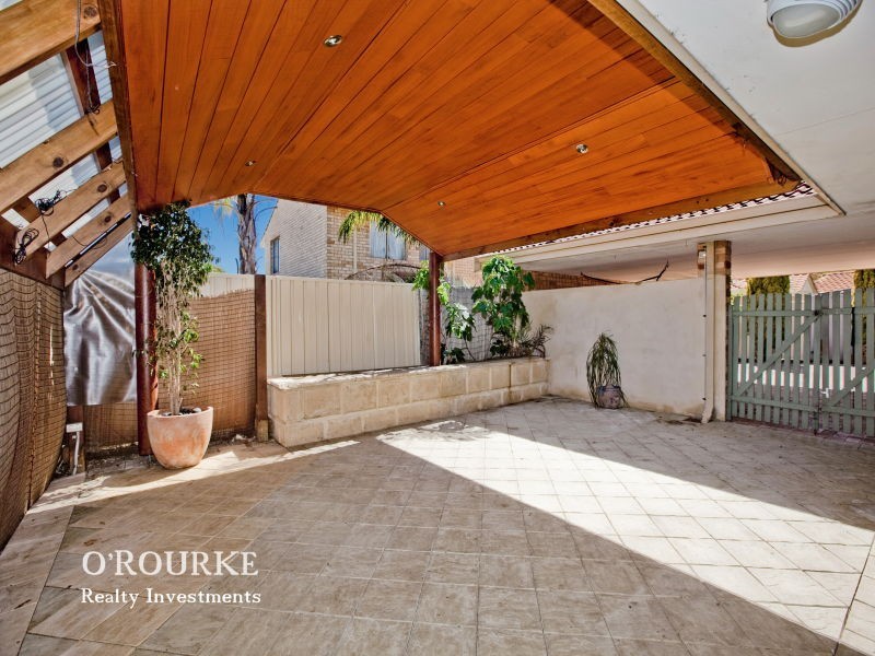 2/50 Albemarle St, Doubleview WA 6018