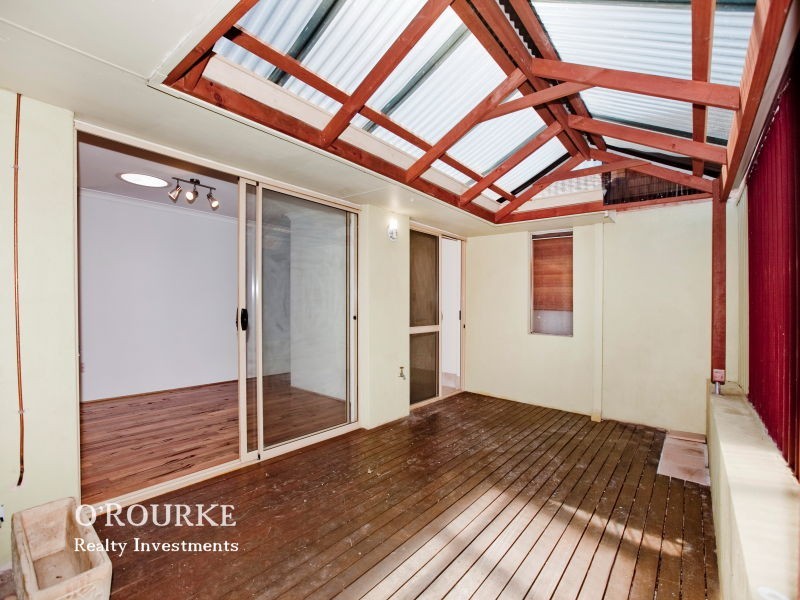 2/50 Albemarle St, Doubleview WA 6018