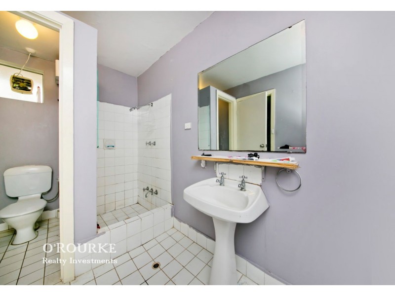 4/19 Odin Road, Innaloo WA 6018