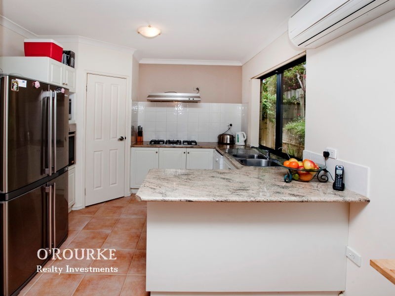 115 a Holbeck Street, Doubleview WA 6018