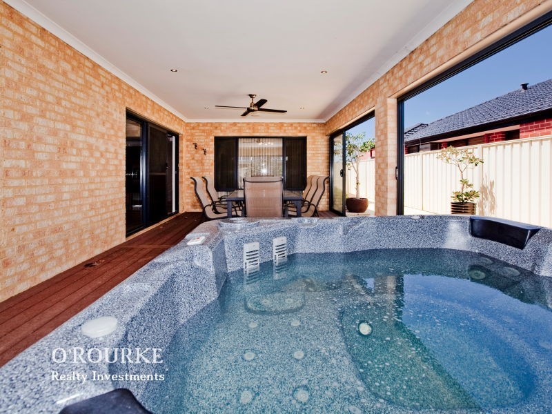 15 Sarus Rise, Gwelup WA 6018