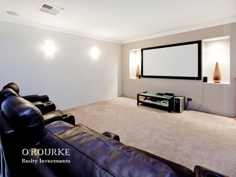 15 Sarus Rise, Gwelup WA 6018