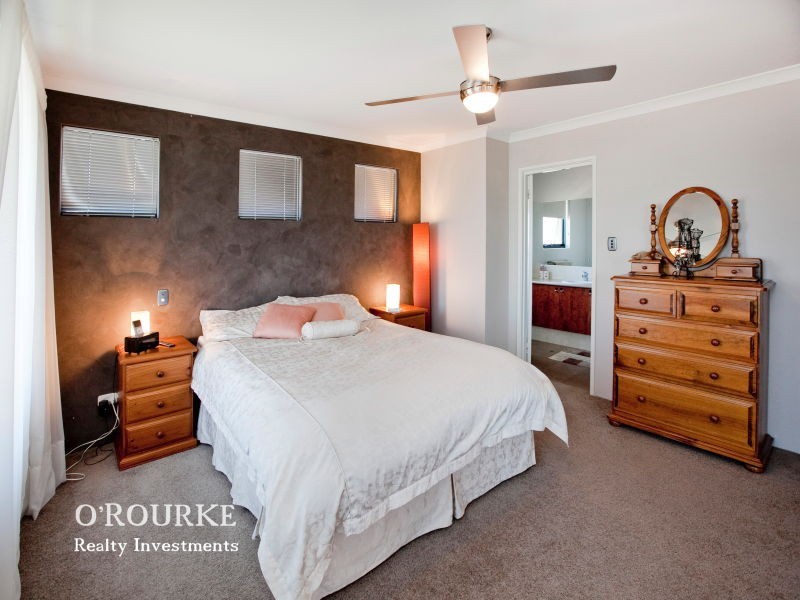 15 Sarus Rise, Gwelup WA 6018