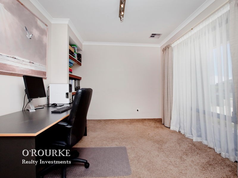 15 Sarus Rise, Gwelup WA 6018