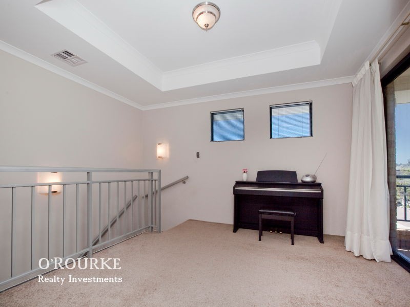 15 Sarus Rise, Gwelup WA 6018