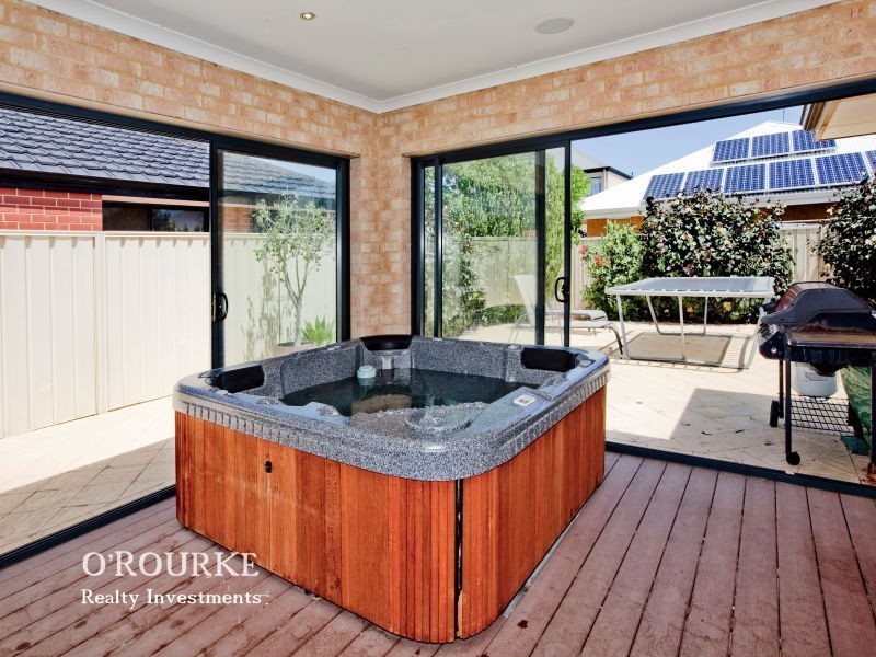 15 Sarus Rise, Gwelup WA 6018
