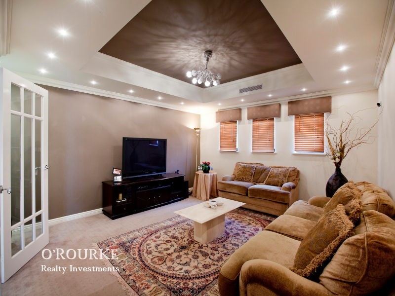 16 Wessex Street, Carine WA 6020