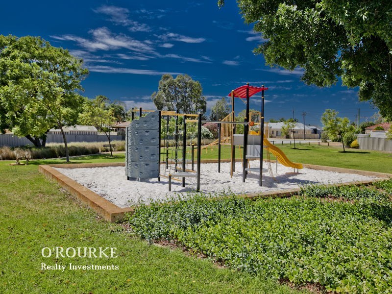 136 a Odin Road, Innaloo WA 6018