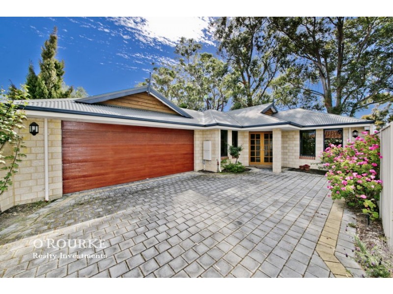 16 b Diana Street, Innaloo WA 6018