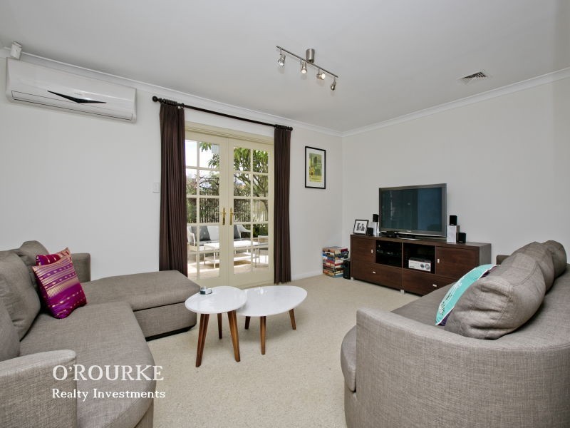 1/40 Albemarle Street, Doubleview WA 6018