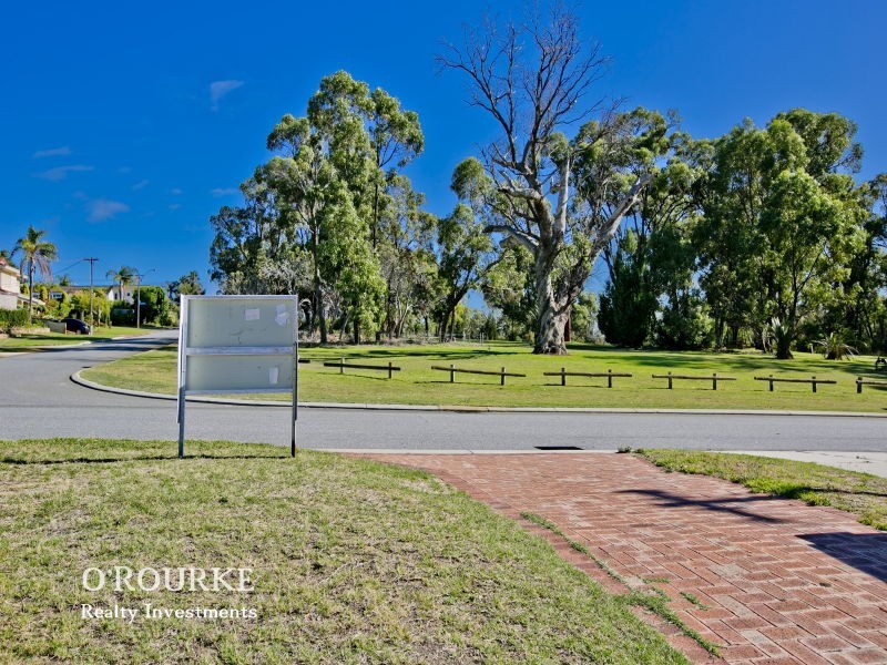 31 Brodrick Street, Karrinyup WA 6018