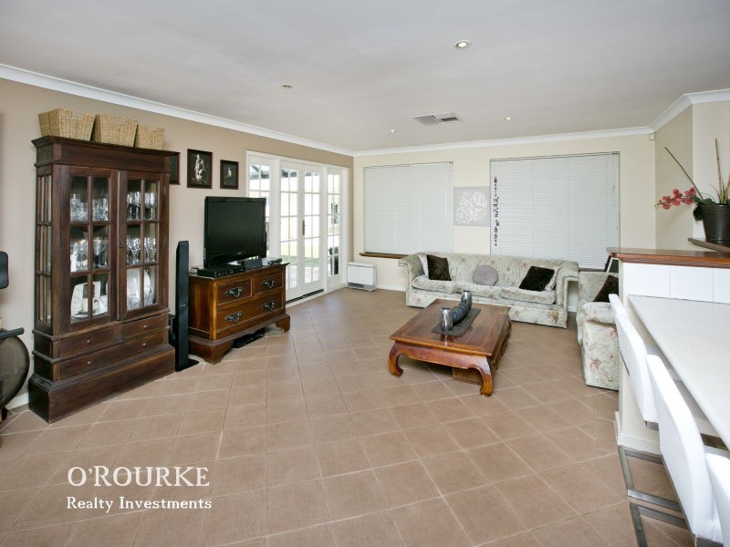 17 Galahad way, Carine WA 6020