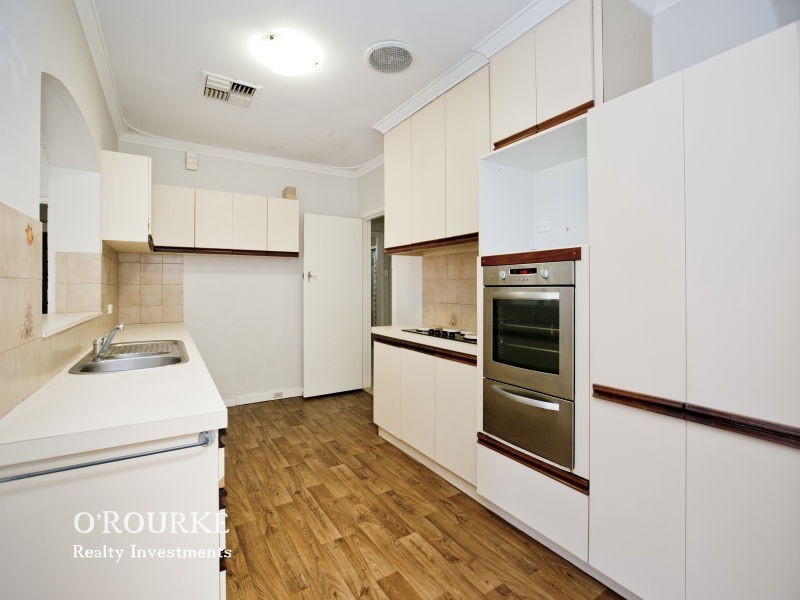 14 Croxton Place, Stirling WA 6021