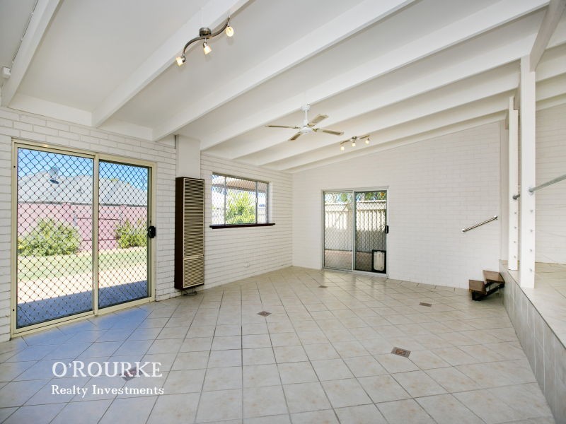 14 Croxton Place, Stirling WA 6021