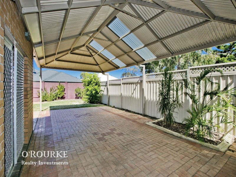 14 Croxton Place, Stirling WA 6021