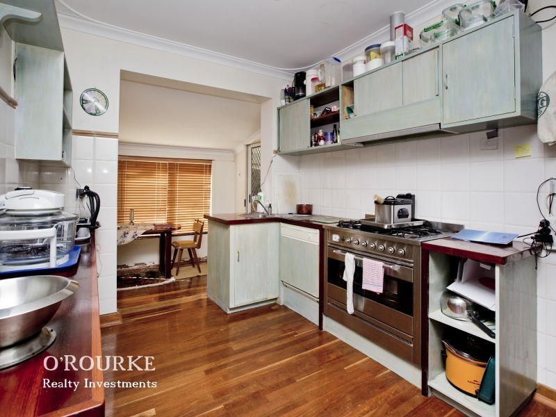 4 Wheeler Road, Karrinyup WA 6018