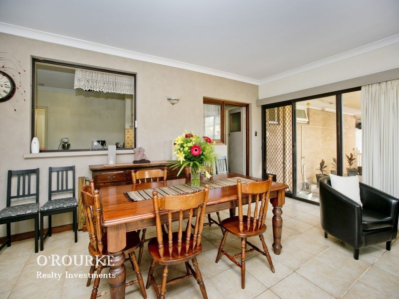 12 Croxton Place, Stirling WA 6021