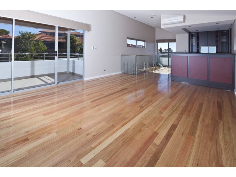 2 Alba Lane, City Beach WA 6015