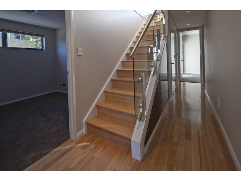 2 Alba Lane, City Beach WA 6015