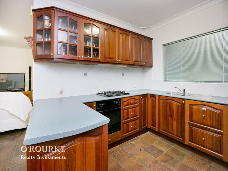 204 St Brigids tce, Doubleview WA 6018