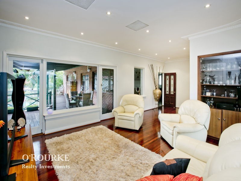 204 St Brigids tce, Doubleview WA 6018