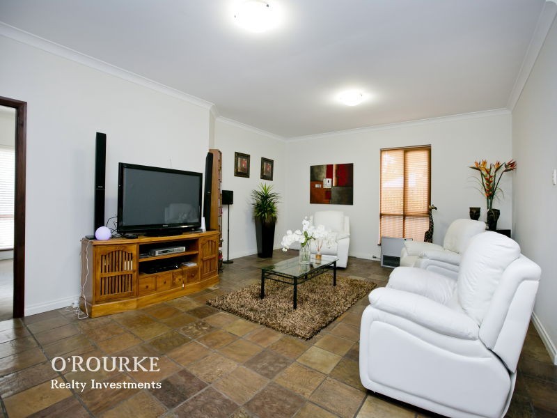 204 St Brigids tce, Doubleview WA 6018