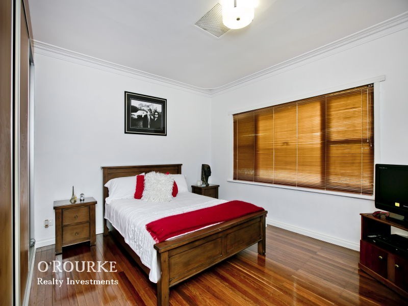 204 St Brigids tce, Doubleview WA 6018