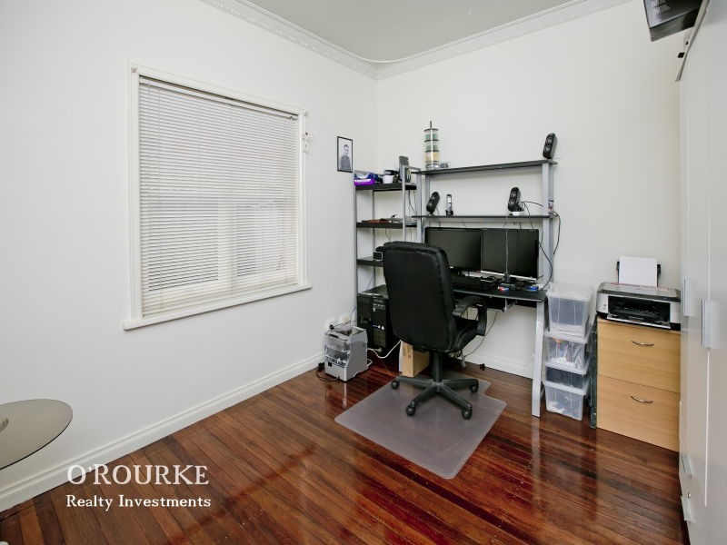 204 St Brigids tce, Doubleview WA 6018