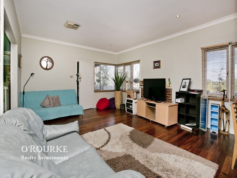 9 Little Street, Karrinyup WA 6018