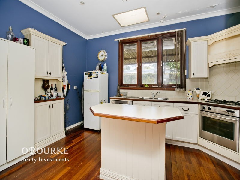 9 Little Street, Karrinyup WA 6018