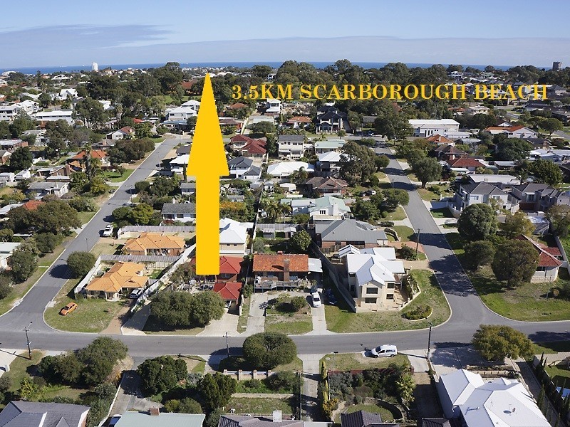 9 Little Street, Karrinyup WA 6018