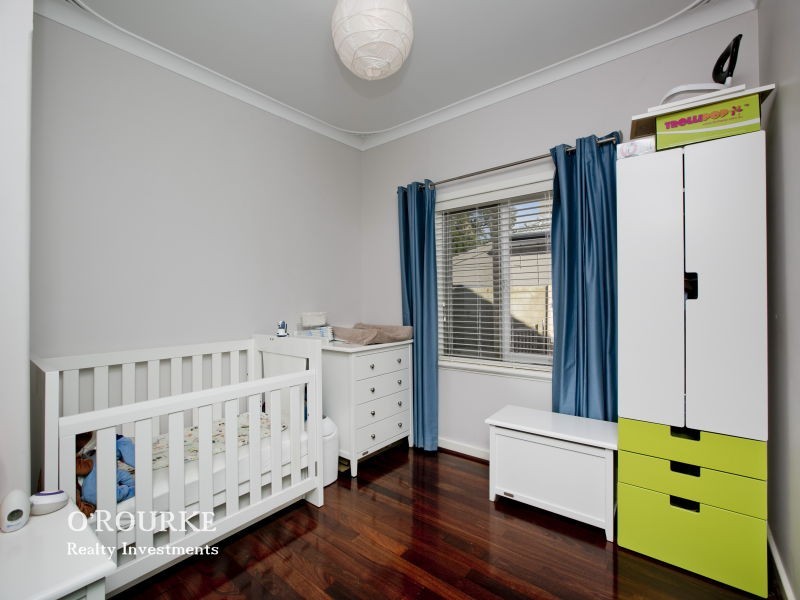 23 Laurence Road, Innaloo WA 6018