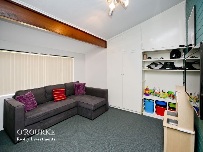 23 Laurence Road, Innaloo WA 6018