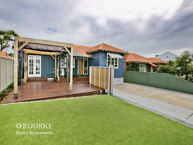 213 Huntriss Road, Doubleview WA 6018